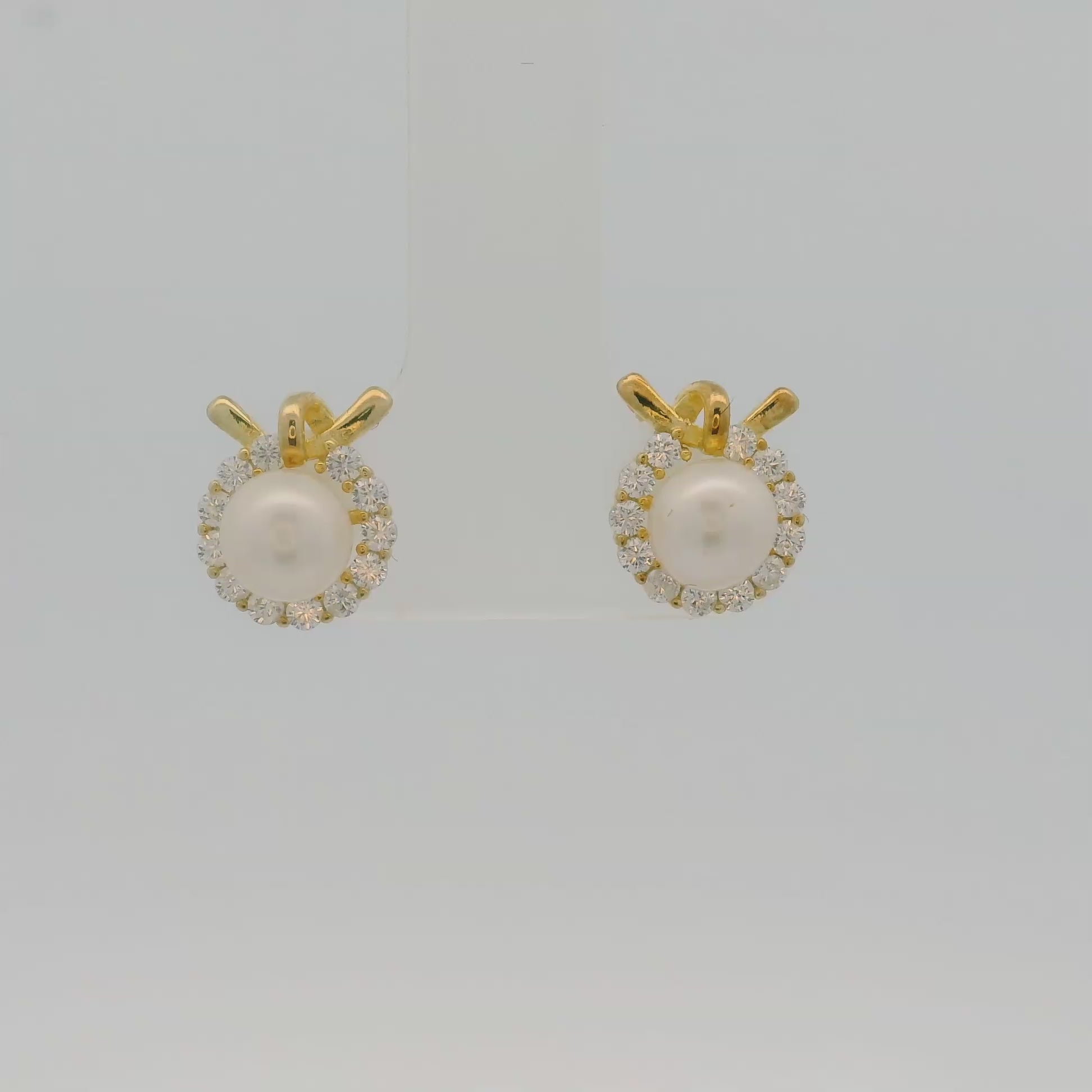 Snowfall Silver stud earrings